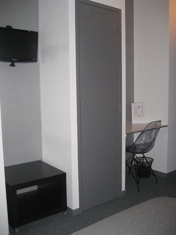 Hotel Bon Repos Barbezieux-Saint-Hilaire Номер фото